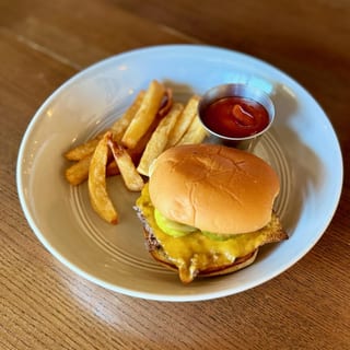 Kids Cheeseburger